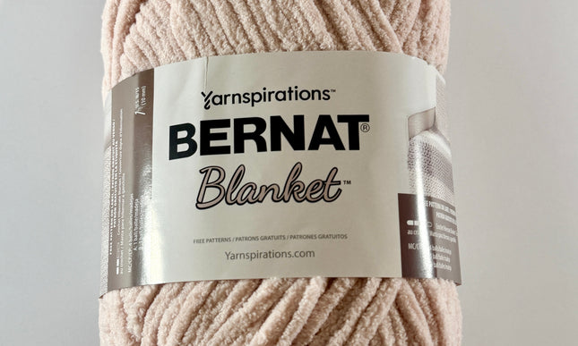 Bernat Blanket Yarn - Pink Dust - Super Bulky 6